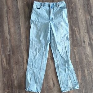 Abercrombie & Fitch The '90s Straight Ultra High Rise Curve Love Jean